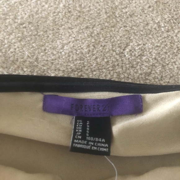 FOREVER 21 laced dress - Picture 4 of 4